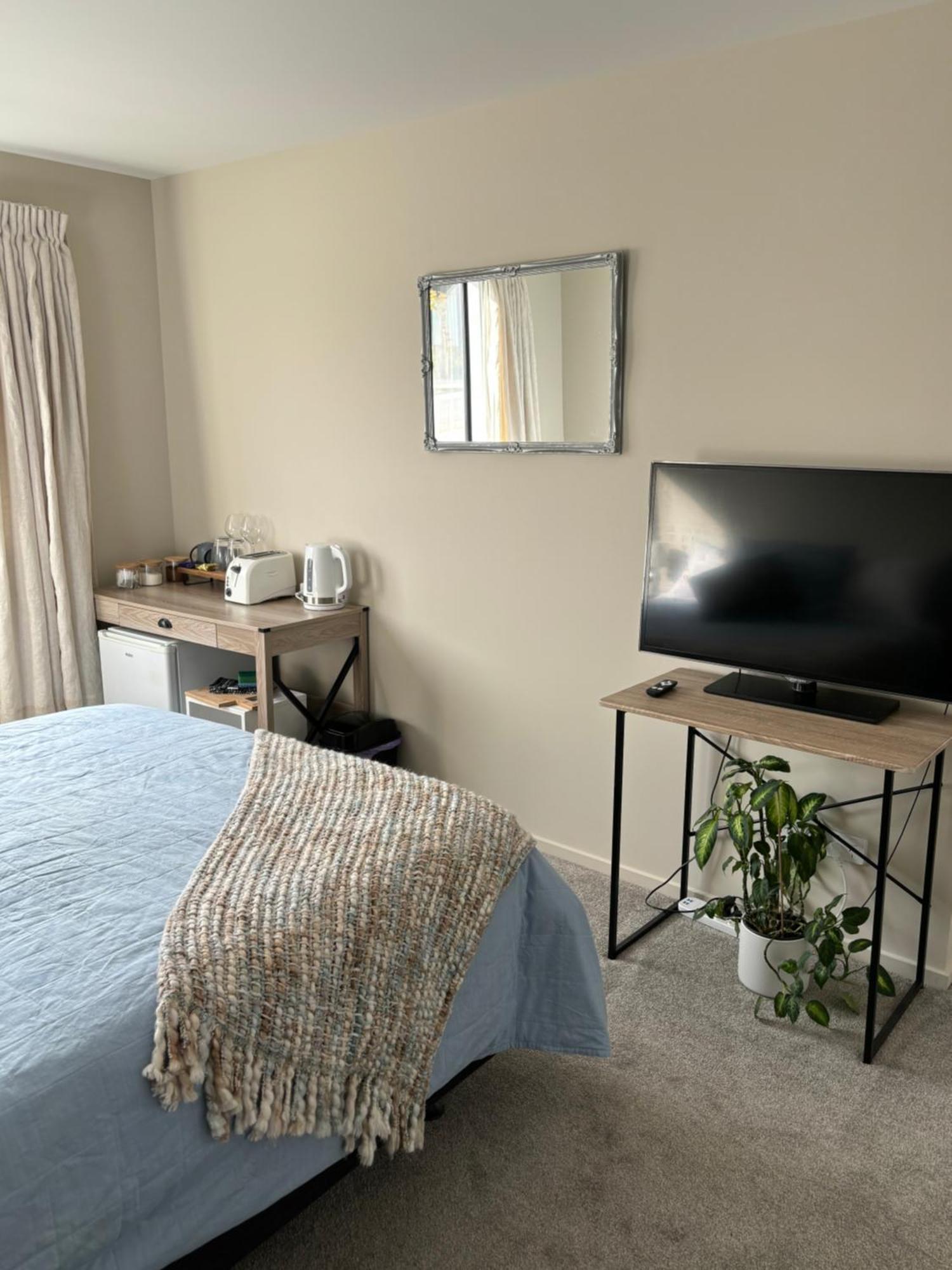 Ferienwohnung Comfort In Northlake Wanaka Exterior foto